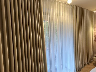 bedroom inspiration - velvet curtains with delicate curtains 1