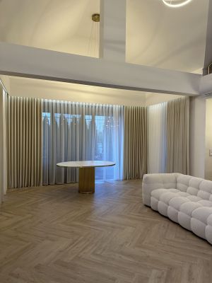 living room inspiration-elegant champagne-coloured velvet curtains 1