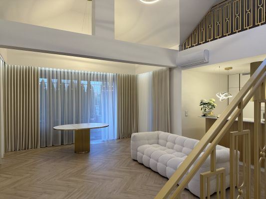living room inspiration-elegant champagne-coloured velvet curtains 2