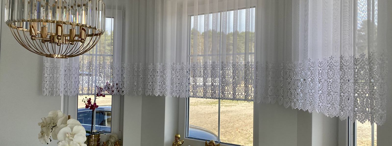 Curtains for a bay window - how to choose curtains?