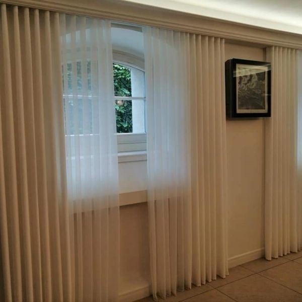 Salon, curtains and drapes